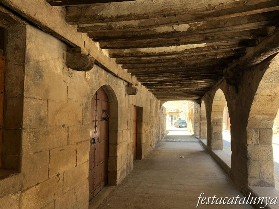 Anglesola - Porxos del carrer Major 