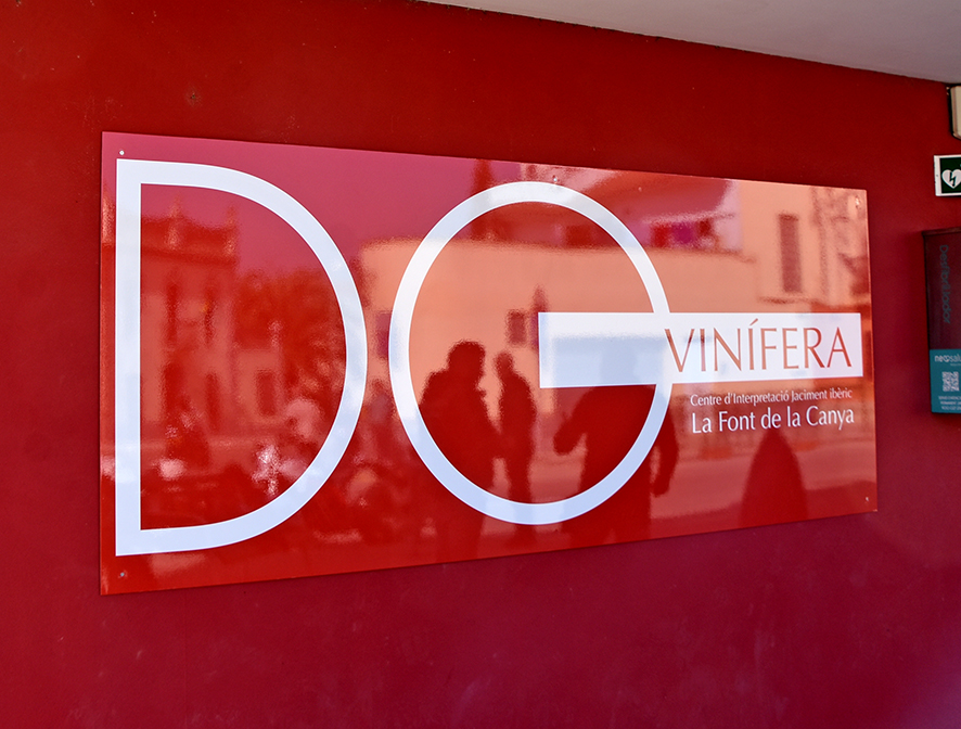 DO Vinífera - Centre d'interpretació del jaciment ibèric de la Font de la Canya a Avinyó Nou