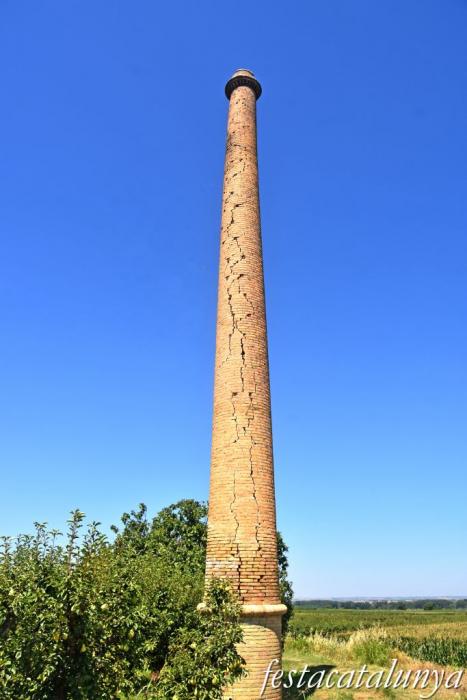 Montoliu de Lleida - Fumeral de l'antic molí d'oli 
