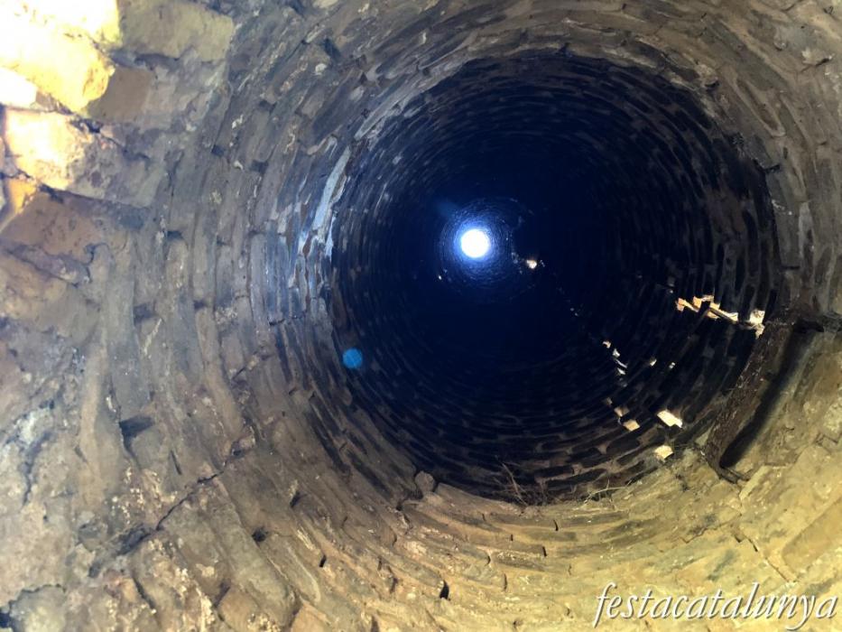 Montoliu de Lleida - Fumeral de l'antic molí d'oli  