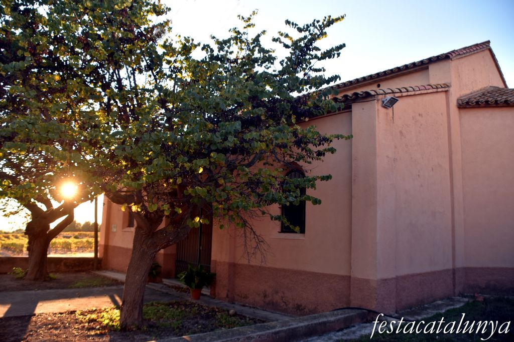 Montmell, El - Església de Sant Miquel a can Ferrer de la Cogullada