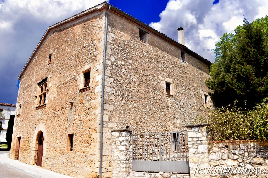 Avinyonet del Penedès - Poble de Cantallops