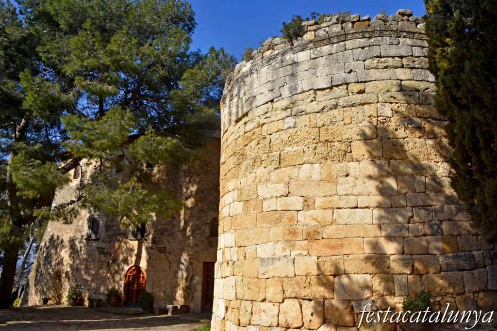 Avinyonet del Penedès - Torre romana de les Gunyoles