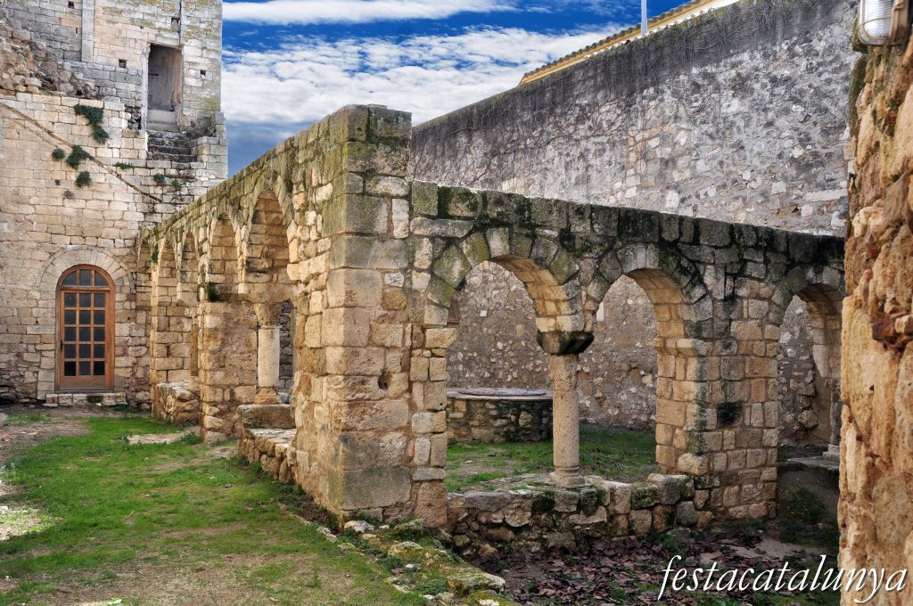 Avinyonet del Penedès - Monestir romànic de Sant Sebastià dels Gorgs