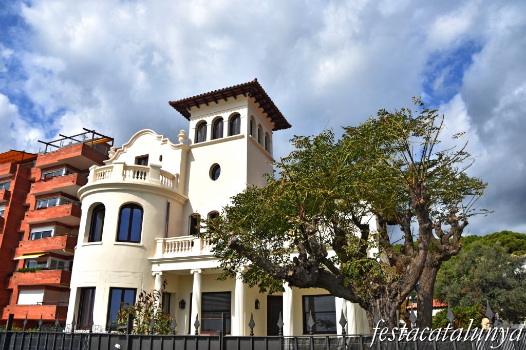 Sant Vicenç de Montalt - Passeig del marquès de Casa Riera - Can Pellicer 