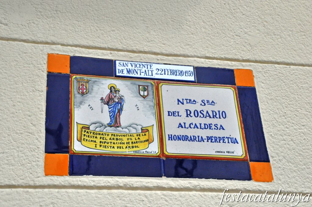 Sant Vicenç de Montalt - Plaça del poble - Antic Ajuntament, actual Casal de Cultura