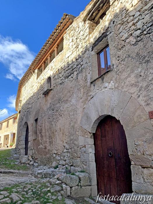 Mont-ral - Nucli històric de l'Aixàviga