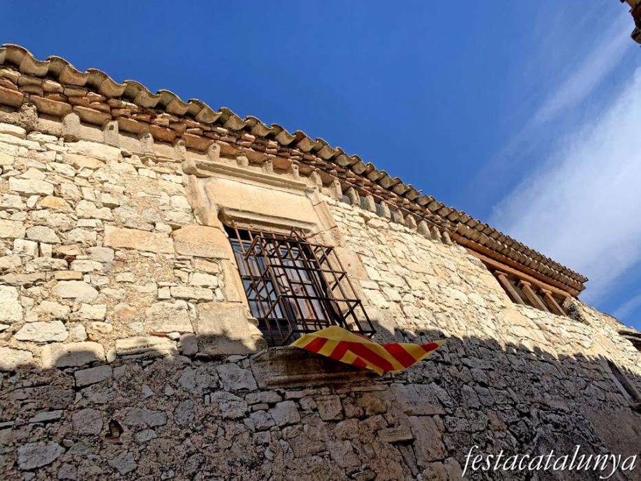 Mont-ral - Nucli històric de l'Aixàviga