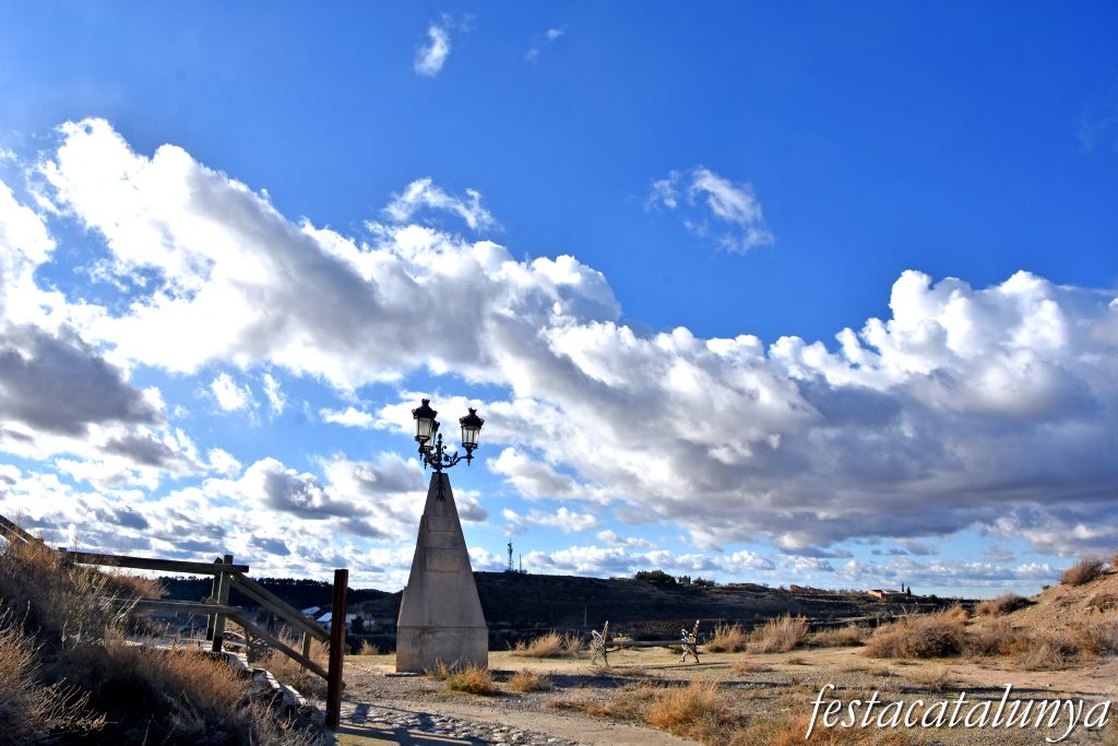 Castelldans - Monument a la formació del Principat de Catalunya a Castelldans