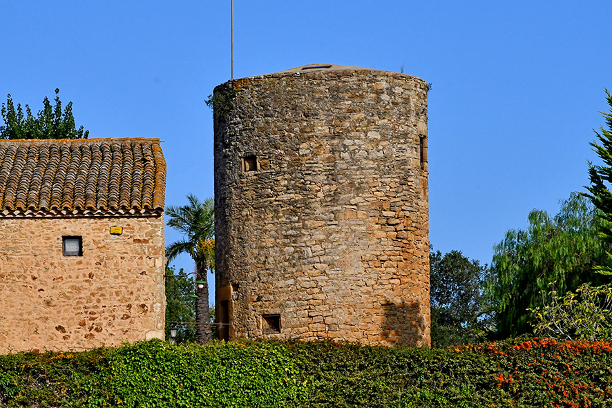 Masies fortificades de Pals