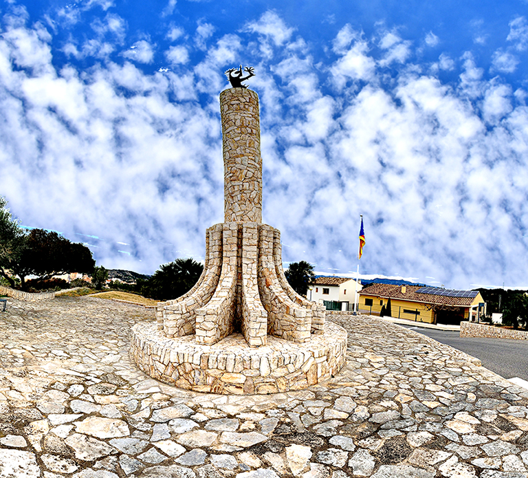 Monument del Coll de les Forques