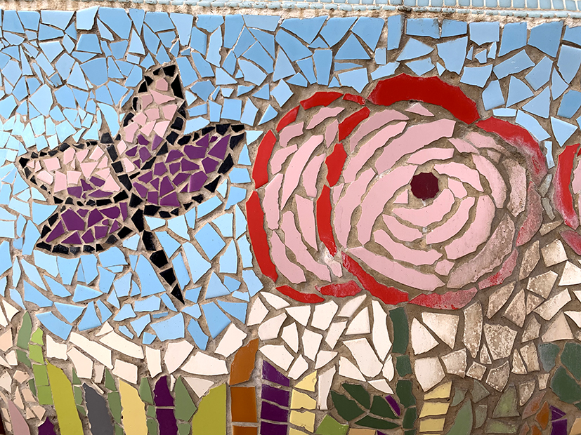 Trencadís de la Font de la Plaça