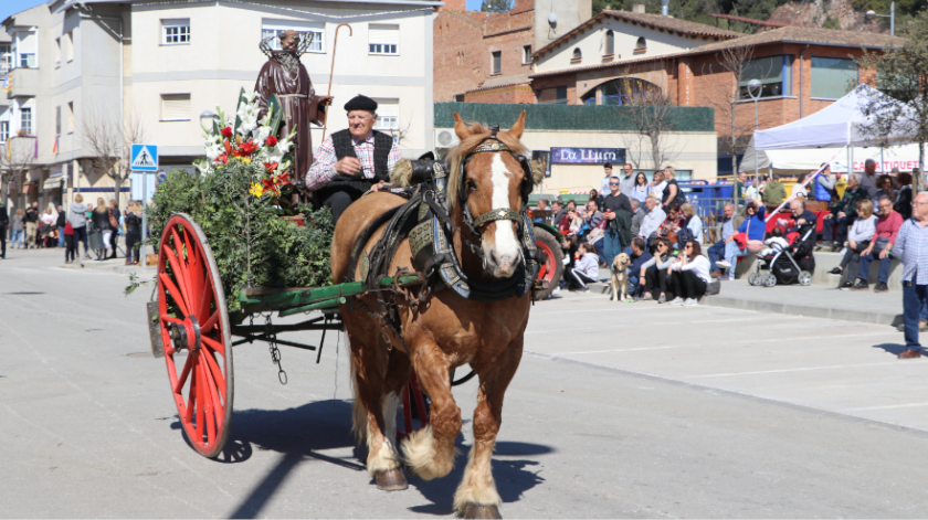 Tres Tombs a Bigues i Riells del Fai