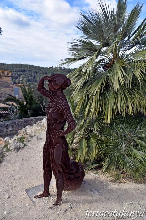 Castellet i la Gornal - Castellet Encantat (Penélope)