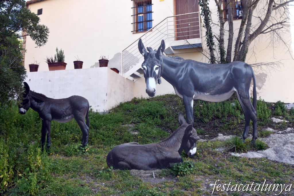 Castellet i la Gornal - Castellet Encantat (Traginers de fogots)