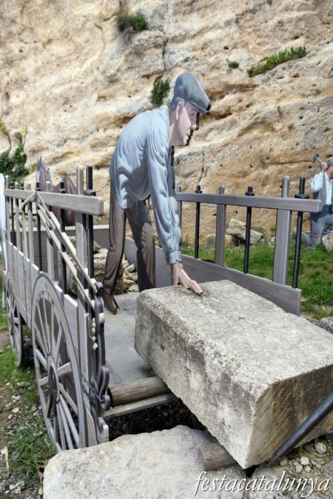 Castellet i la Gornal - Castellet Encantat (Els picapedrers)