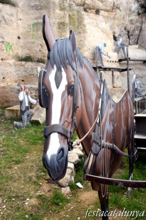 Castellet i la Gornal - Castellet Encantat (Els picapedrers)