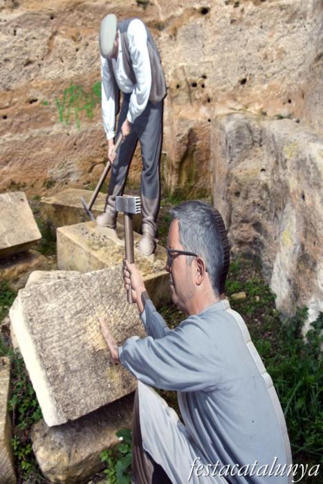 Castellet i la Gornal - Castellet Encantat (Els picapedrers)