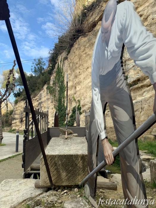 Castellet i la Gornal - Castellet Encantat (Els picapedrers)