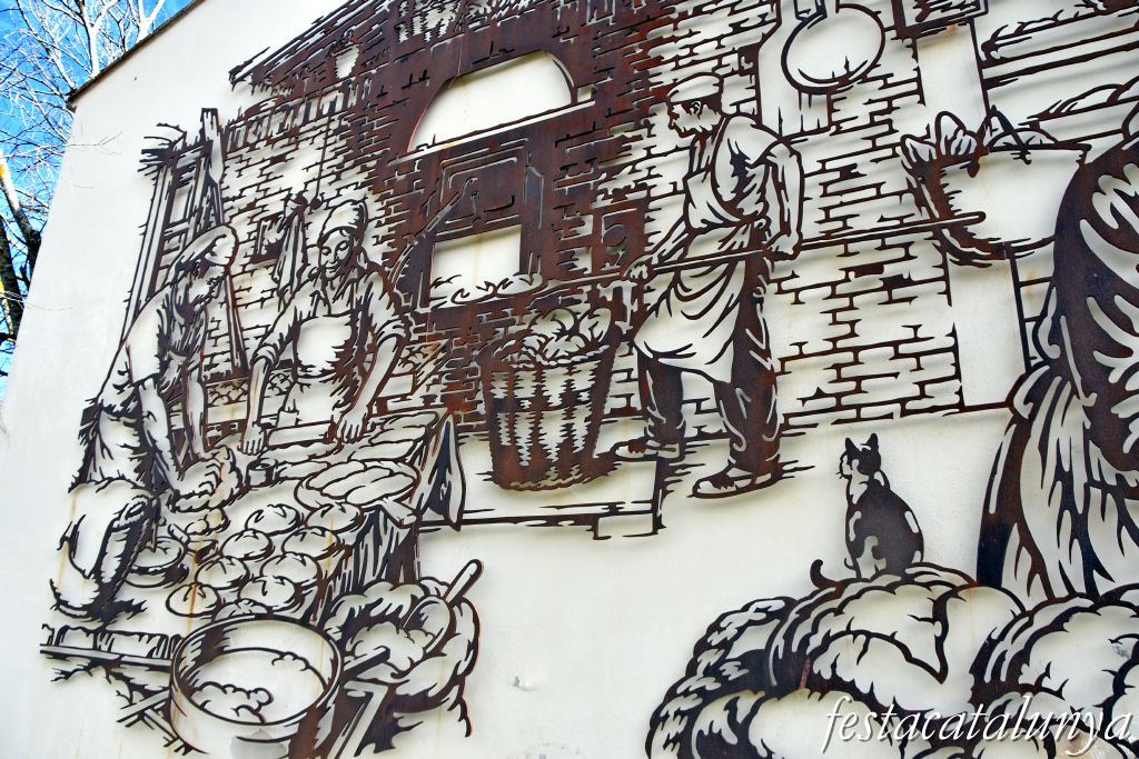 Castellet i la Gornal - Castellet Encantat (El forn)