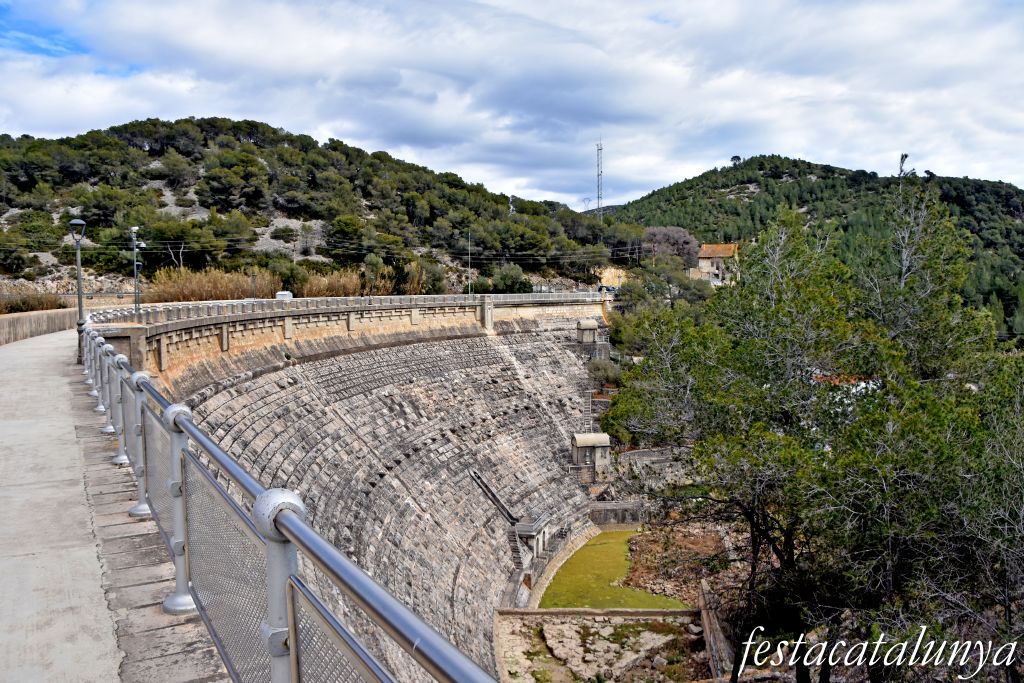 Castellet i la Gornal - Embassament de Foix