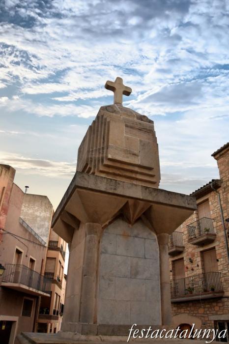 Solivella - Monument de la Creu