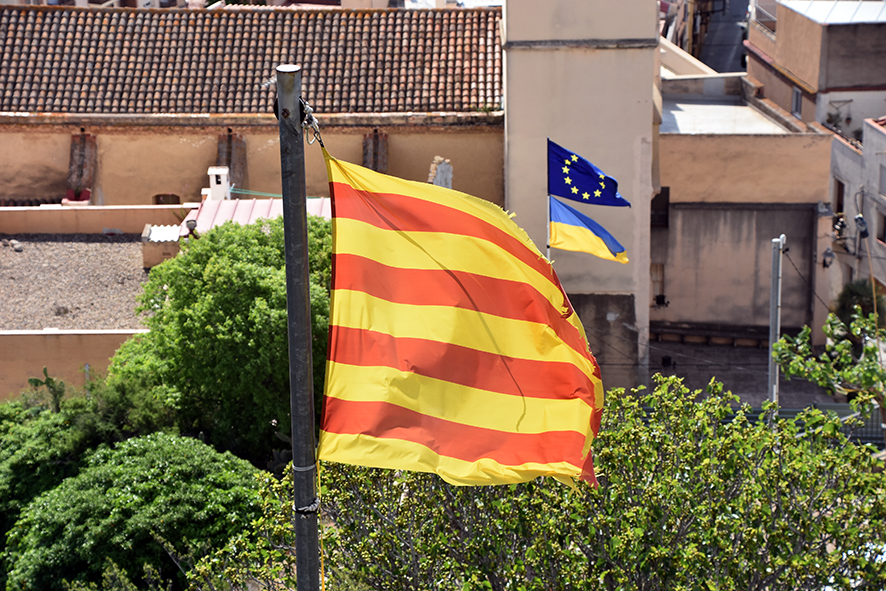 Vistes panoràmiques des del turó de Santa Anna de Castellvell del Camp ***
