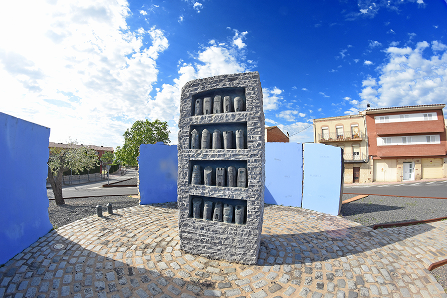 Escultura el Nus de Pedra de Castellvell del Camp