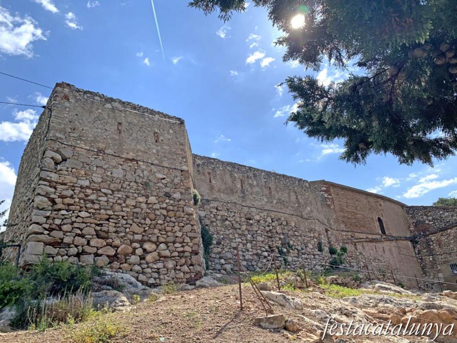 Castellvell del Camp - Fortí carlí al turó de Santa Anna 