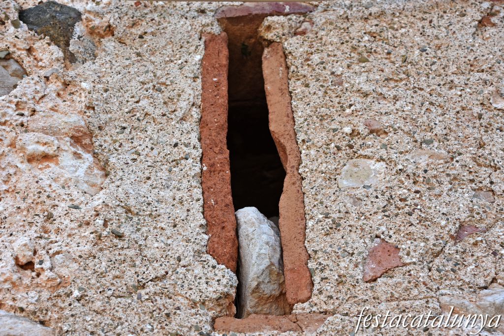 Castellvell del Camp - Fortí carlí al turó de Santa Anna