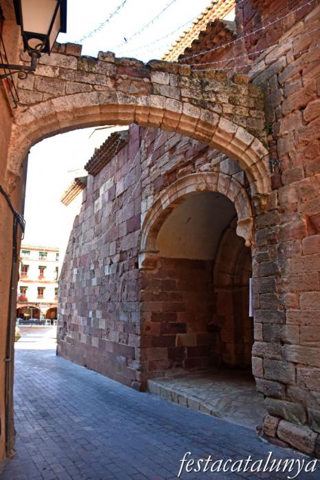 Prades - Església parroquial de Santa Maria