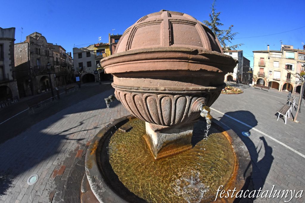 Prades - Font Monumental