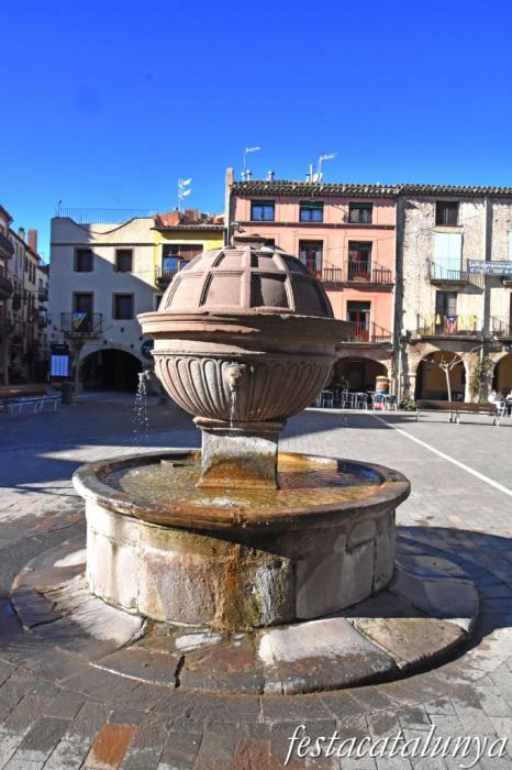 Prades - Font Monumental 