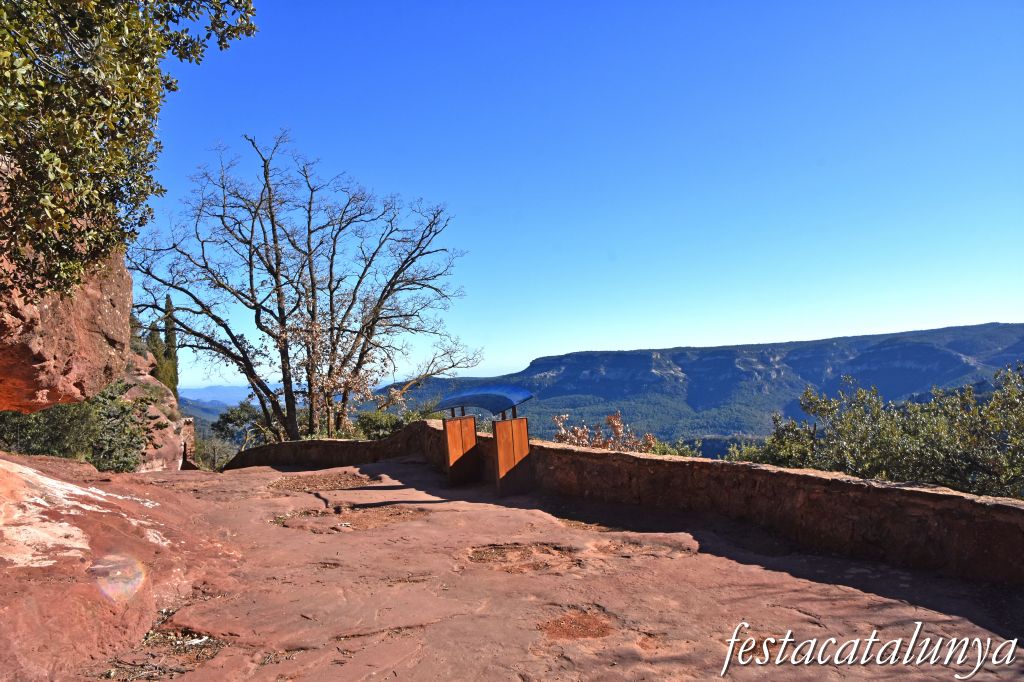 Prades - Mirador del Santuari de la Mare de Déu de l'Abellera 