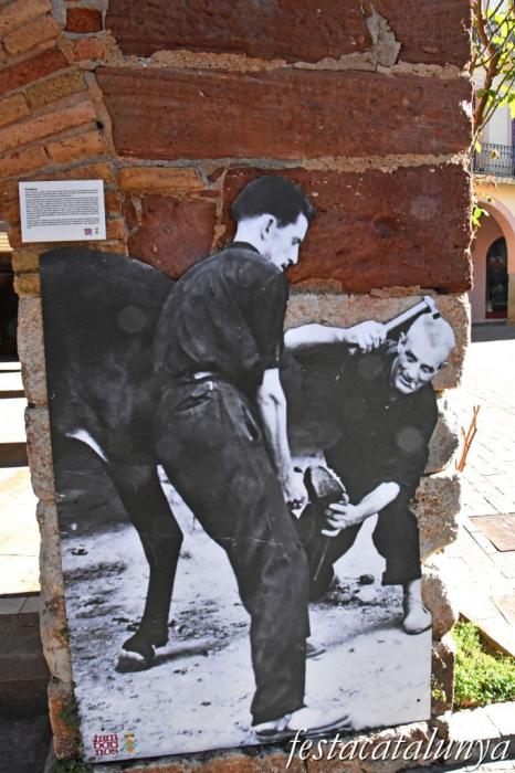 Prades - Pradencs al carrer 