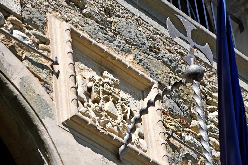 Ajuntament, antiga casa forta del Despujol a les Masies de Voltregà