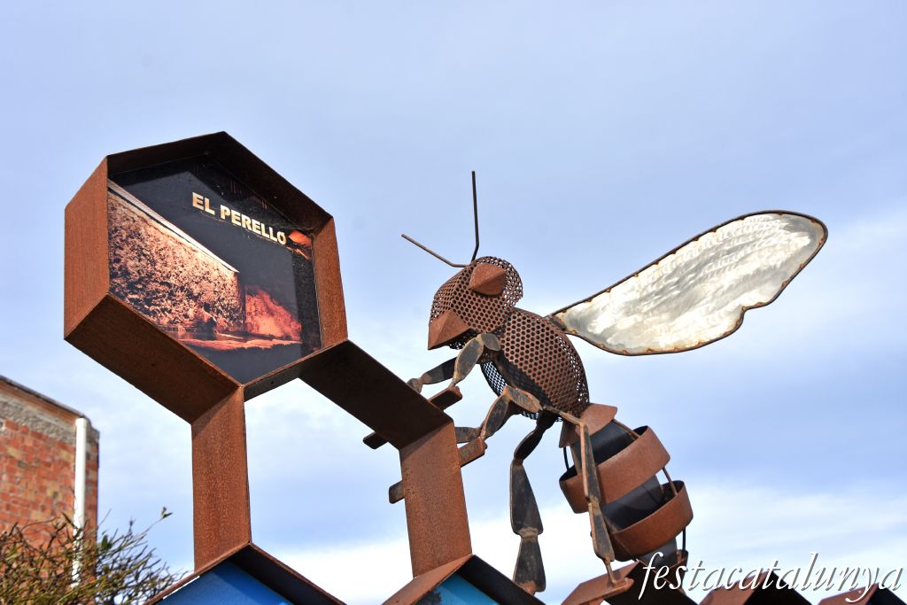 El Perelló - Monument a la mel i a l'oli 