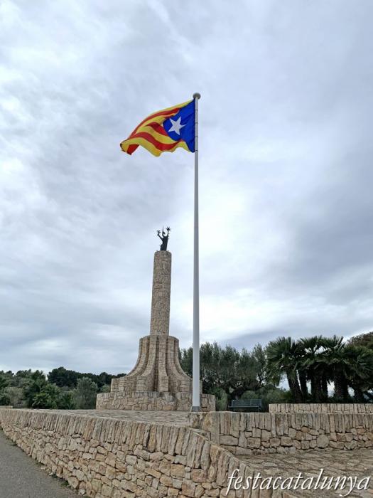 El Perelló - Monument del Coll de les Forques 