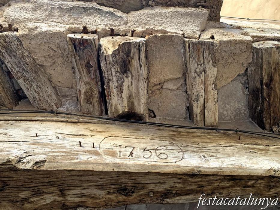 Santa Coloma de Queralt - Plaça d'Avall o de l'Església 