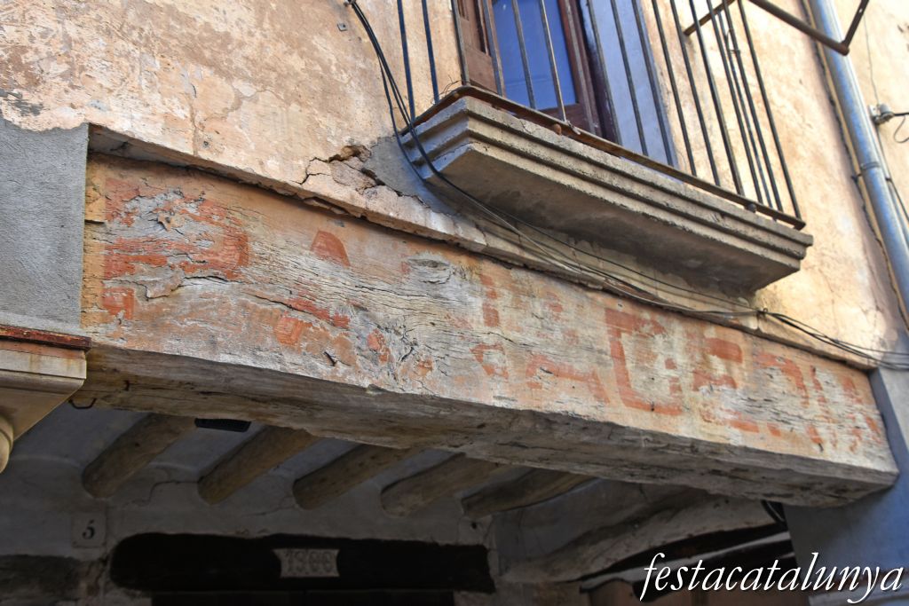 Santa Coloma de Queralt - Plaça d'Avall o de l'Església 