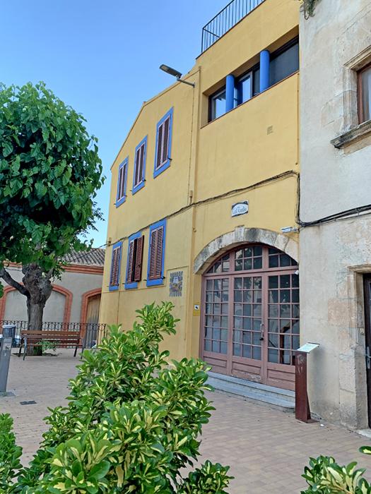 Sant Cugat Sesgarrigues - Cal Peretes al nucli històric