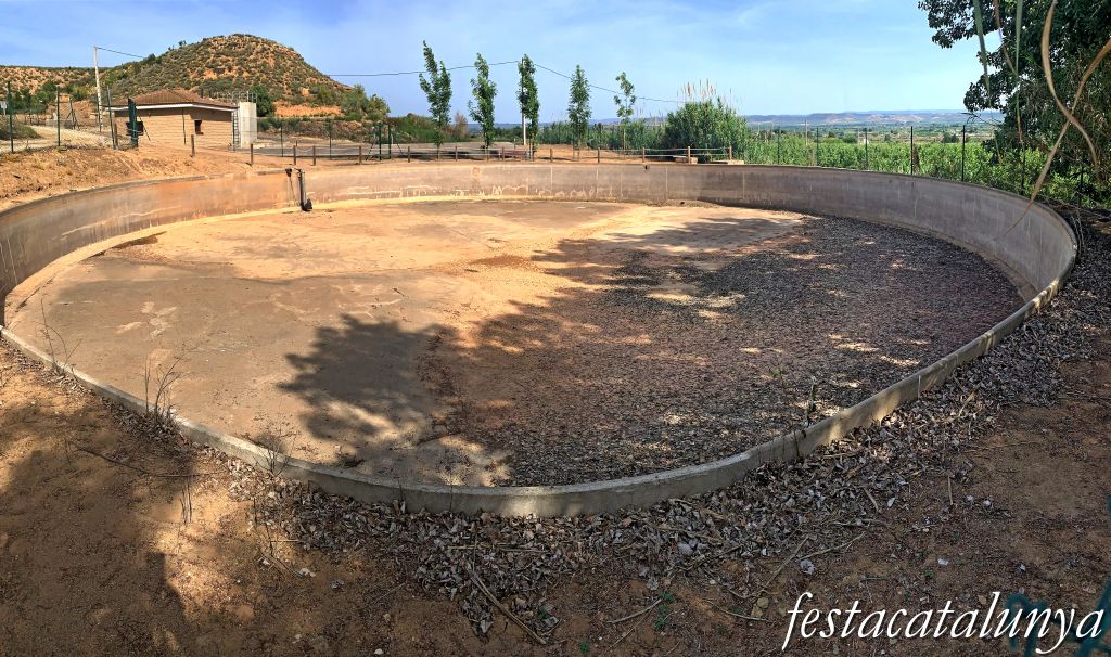 Puigverd de Lleida - El Dipòsit de Francesc Macià al turó de la Pena 