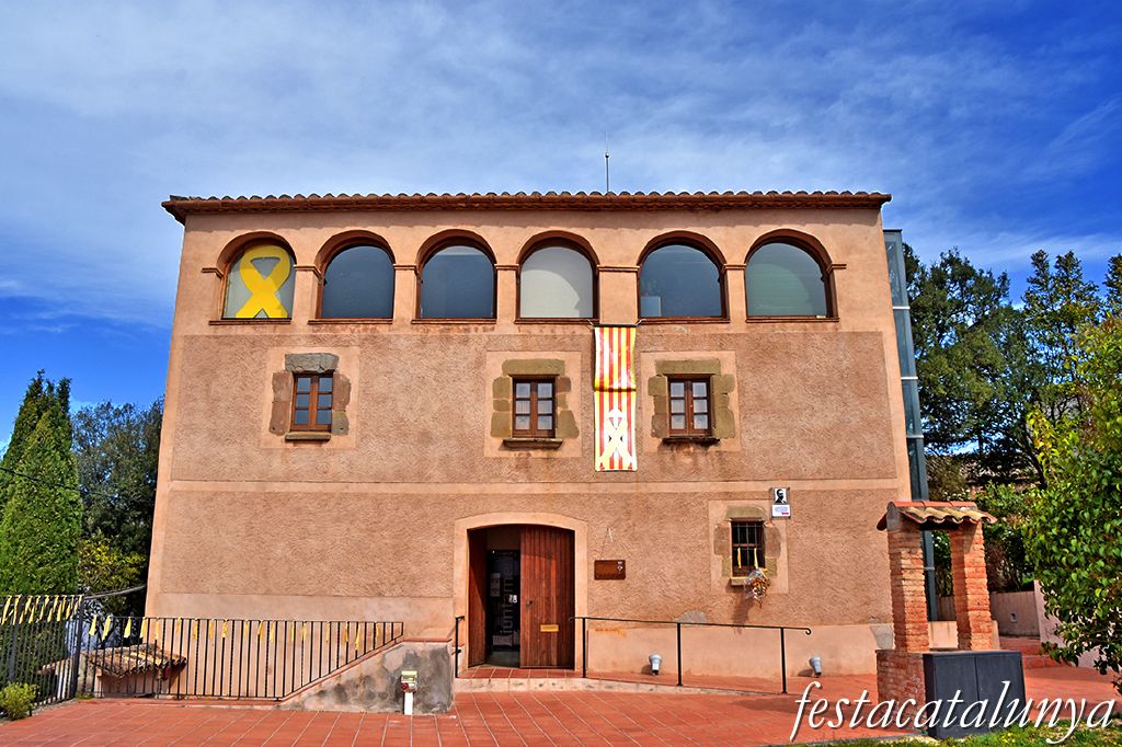 Sant Llorenç Savall - Ajuntament o antic casal del Marquet de l'Era 