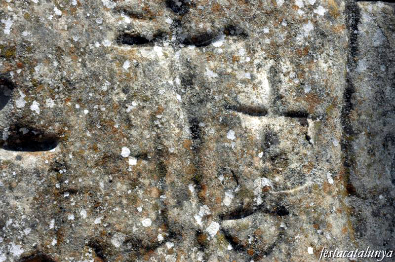 Pedra de les Creus a Rocafort al Pont de Vilomara i Rocafort ***