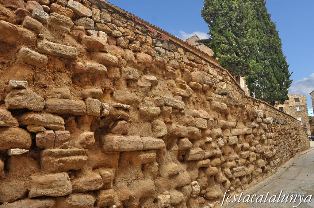 Maials - Muralles de la Vila Closa 