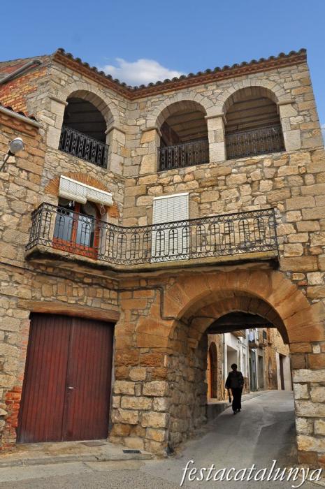 Maials - Muralles de la Vila Closa