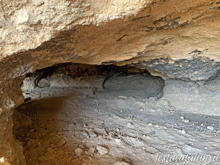 La Granadella - La gravera, galeries i coves de grava 