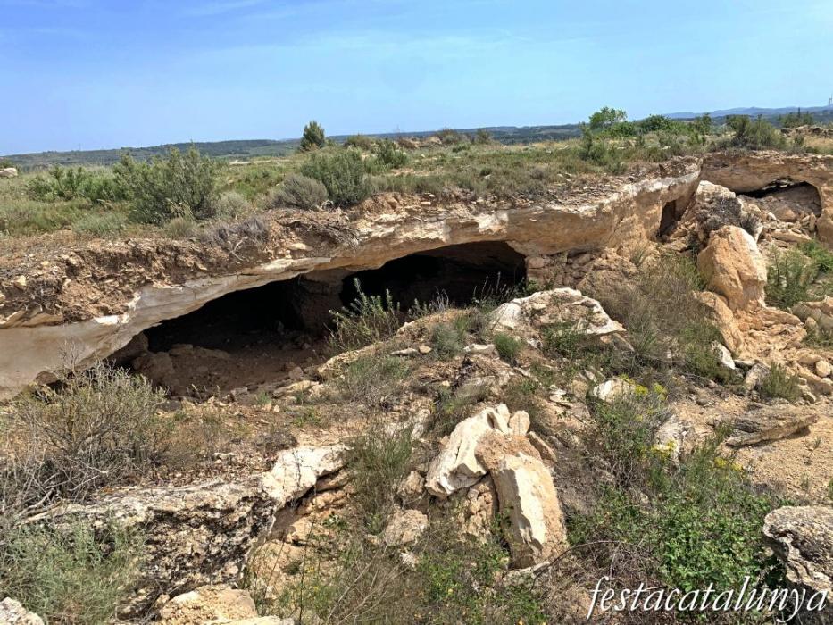 La Granadella - La gravera, galeries i coves de grava 
