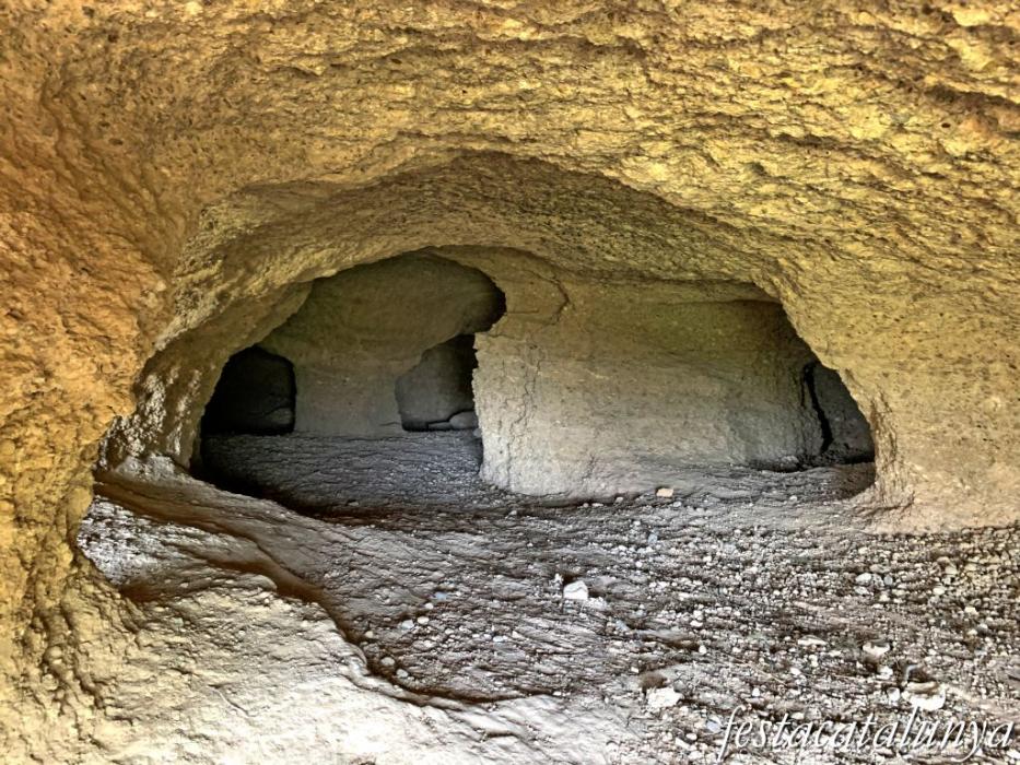 La Granadella - La gravera, galeries i coves de grava 