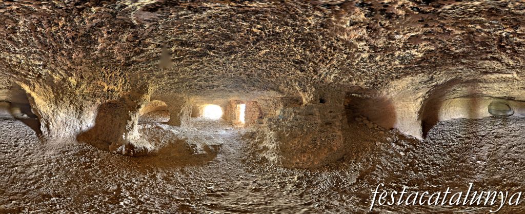 La Granadella - La gravera, galeries i coves de grava 